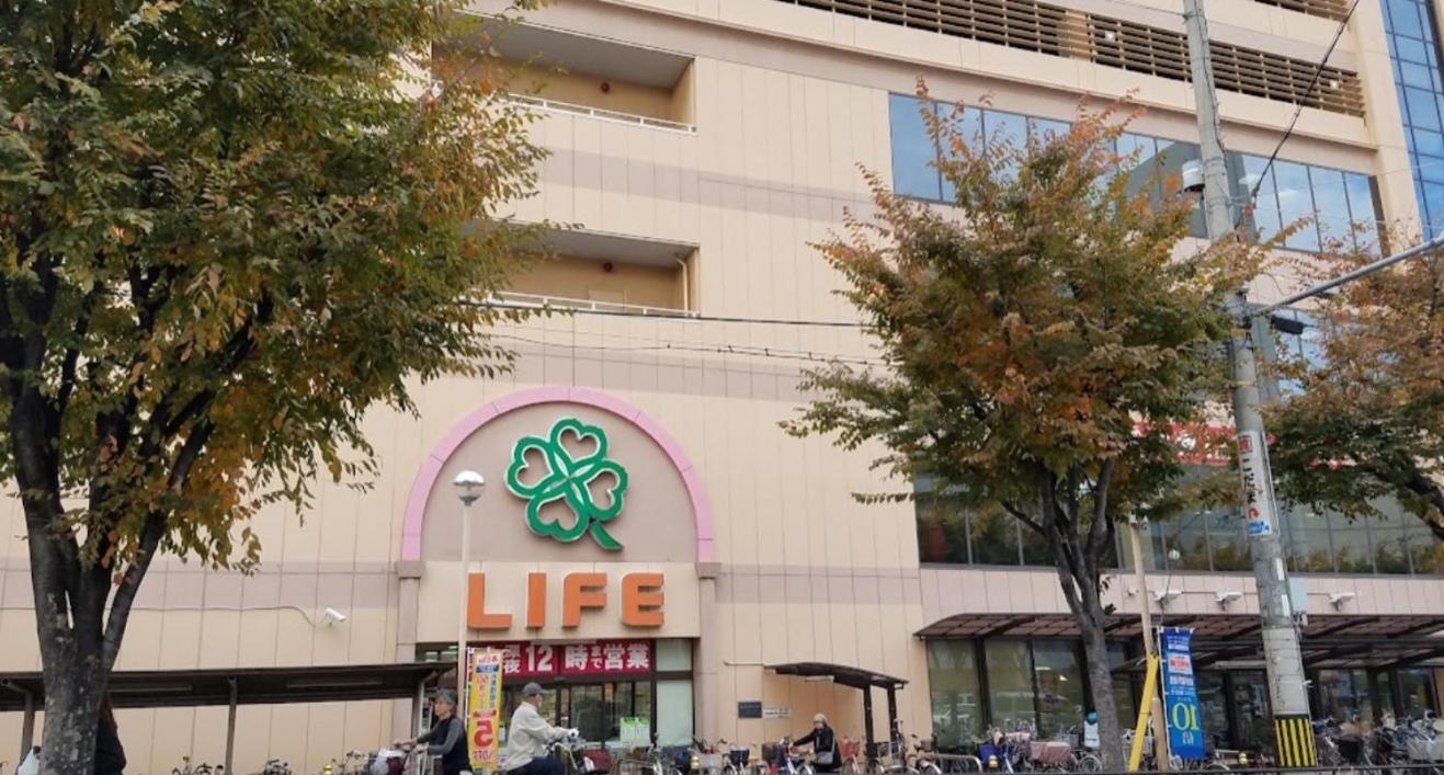 Tamatsukan 玉津館, Kansai Airport 關西空港 57 Mins, Namba 6 Mins, Nihonbashi 4 Mins, Universal Studio 37 Mins, Nara 30 Mins, Walk Jr Tsuruhashi 7 Mins, Early Check In Osaka Exteriör bild